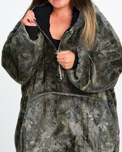 ADULT BLANKET HOODIE - CAMO GREEN