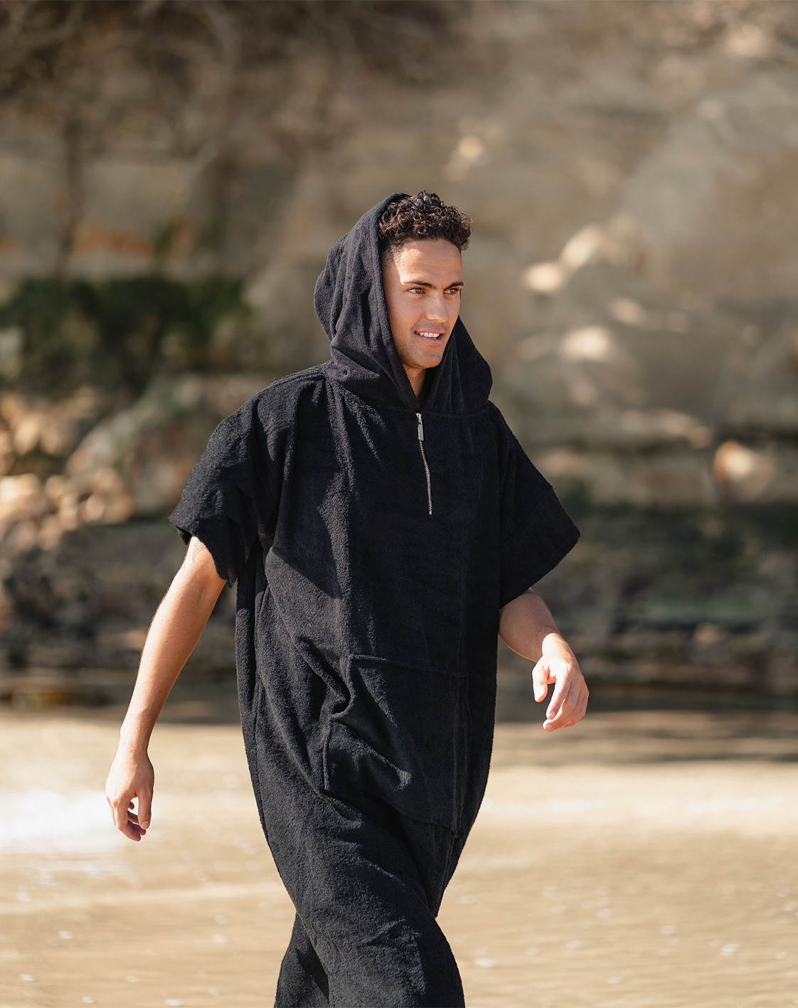 ADULTS TOWEL PONCHO - QUARTER ZIP - BLACK